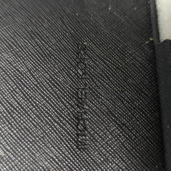 MK Tech Wristlet Wallet - Picture 9 of 10